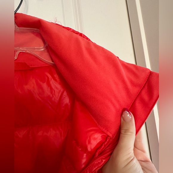 Lululemon Puffer Vest - Picture 10 of 14